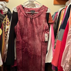 AB Studio mid length dress. Mauve and pink colors.